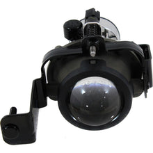 Load image into Gallery viewer, 2008-2009 Saturn Vue Fog Light - Left, w/ Bulbs (96673811)