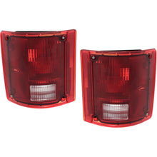 Load image into Gallery viewer, 1989-1991 Chevrolet &amp; GMC Tail Light Passenger Side