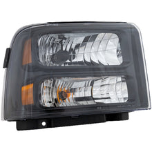 Load image into Gallery viewer, 2005-2007 Ford F-250 Super Duty &amp; F-350 Super Duty Grille - Assembly (6C3Z8200DH)
