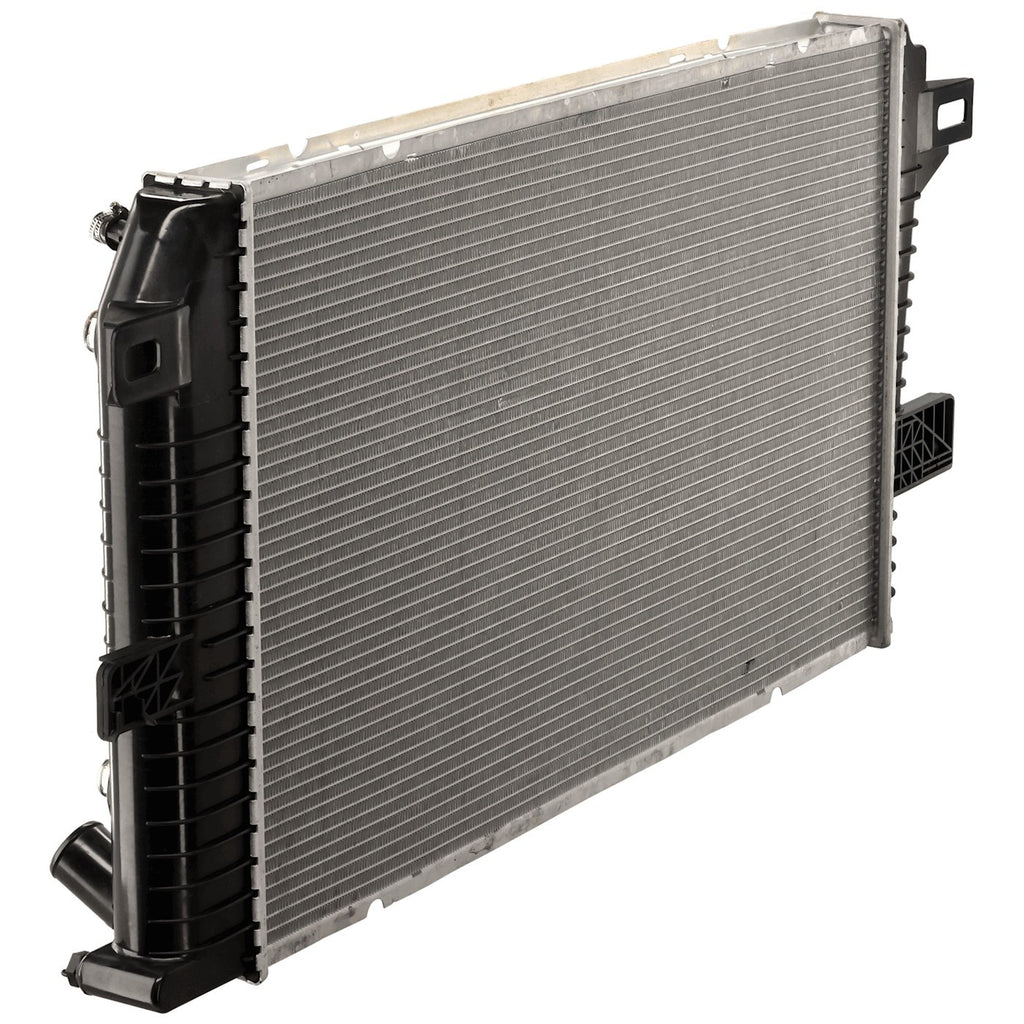 2001-2005 GM Radiator (89018318)
