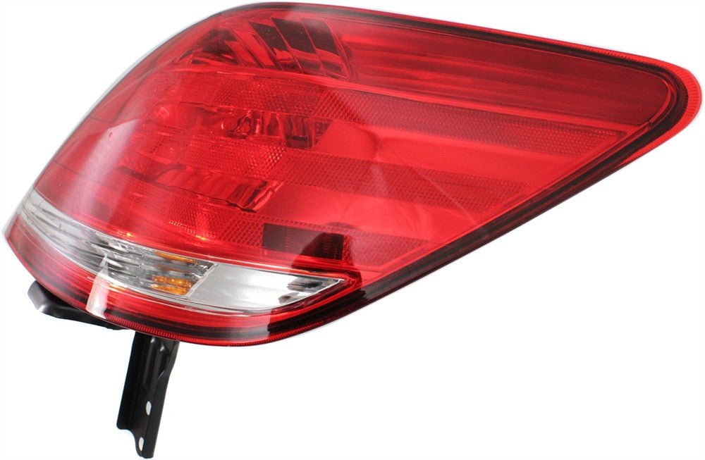 New Tail Light Direct Replacement For AVALON 05 - 07/10 - 10 TAIL LAMP RH, Outer, Assembly, Halogen TO2805100 81550AC090 - US AUTO PARTS PLUS