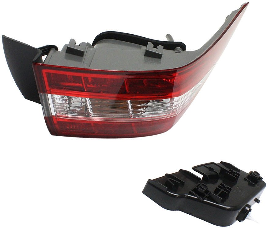 New Tail Light Direct Replacement For AVALON 13 - 15 TAIL LAMP LH, Outer, Assembly TO2804117 8156007070 - US AUTO PARTS PLUS