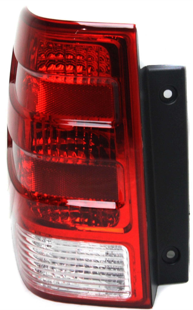 New Tail Light Direct Replacement For EXPEDITION 03 - 06 TAIL LAMP LH, Lens and Housing FO2800166 2L1Z13405AB - US AUTO PARTS PLUS