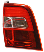 Load image into Gallery viewer, New Tail Light Direct Replacement For EXPEDITION 07 - 17 TAIL LAMP RH, Lens and Housing FO2801201 7L1Z13404AA - US AUTO PARTS PLUS