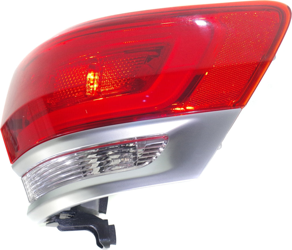 New Tail Light Direct Replacement For GRAND CHEROKEE WK 14 - 22 TAIL LAMP RH, Outer, Assy, Laredo/Limited/Overland/Summit Models, w/ Platinum Insert CH2805111 68236134AE,68236134AD - US AUTO PARTS PLUS