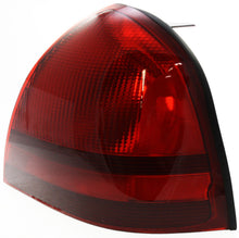 Load image into Gallery viewer, New Tail Light Direct Replacement For GRAND MARQUIS 03 - 11 TAIL LAMP RH, Lens and Housing, Halogen FO2801173 8W3Z13404A - US AUTO PARTS PLUS