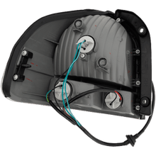 Load image into Gallery viewer, New Tail Light Direct Replacement For SANTA FE 05 - 06 TAIL LAMP RH, Assembly HY2801133 9240226500 - US AUTO PARTS PLUS