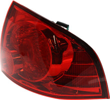 Load image into Gallery viewer, New Tail Light Direct Replacement For SENTRA 04 - 06 TAIL LAMP RH, Assembly, Base/S Models NI2801159 265506Z525 - US AUTO PARTS PLUS