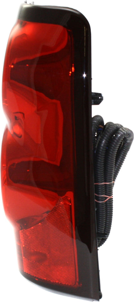 New Tail Light Direct Replacement For SILVERADO 04 - 06 TAIL LAMP RH, Assembly, Halogen, w/ Blk Trim, Fleetside, Includes 2007 Classic GM2801174 19169005 - US AUTO PARTS PLUS