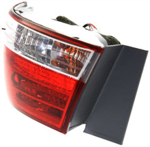 Load image into Gallery viewer, New Tail Light Direct Replacement For SONATA 06 - 07 TAIL LAMP RH, Outer, Assembly HY2801135 924020A000 - US AUTO PARTS PLUS