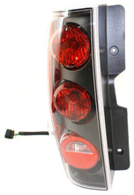 Load image into Gallery viewer, New Tail Light Direct Replacement For YUKON 07 - 14 TAIL LAMP LH, Clear Lens, Assembly, Denali Model GM2800215 25975977 - US AUTO PARTS PLUS